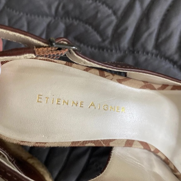 ETIENNE AIGNER wedge. Size 6.5 - Picture 3 of 7